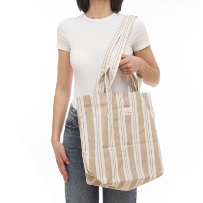 Borsa - Essential beach...